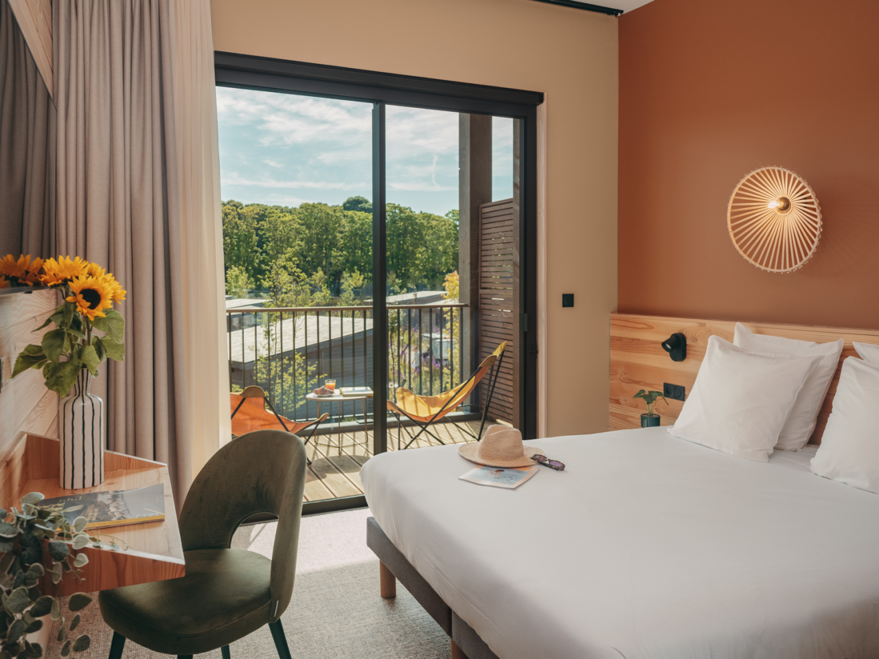 CHAMBRE SUPERIEURE TERRASSE HOTEL BOUT DU PARC VERSAILLES