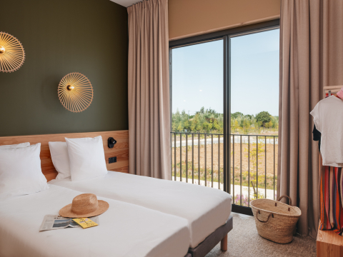 CHAMBRE TWIN HOTEL VERSAILLES